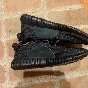 Yeezy 350 V1 Pirate Black 2015 size 10 Deadstock